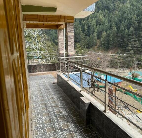 Отель Freya Luxuria