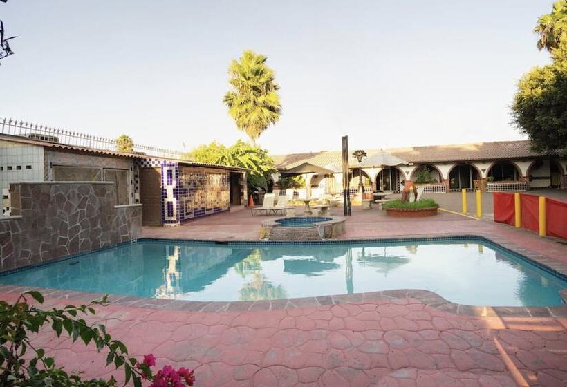 בית מלון כפרי Hacienda Corteza