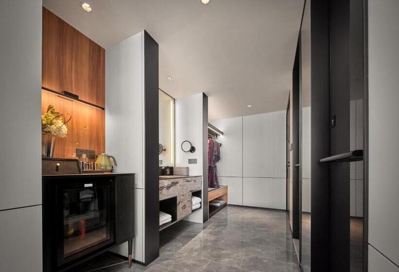 Отель Hefei Huiyan Anhui Center Intercity