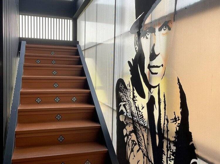 בית מלון כפרי Nights In A Box