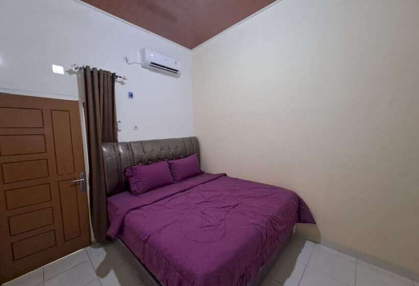 فندق Oyo 93714 Guest House Gembul Syariah