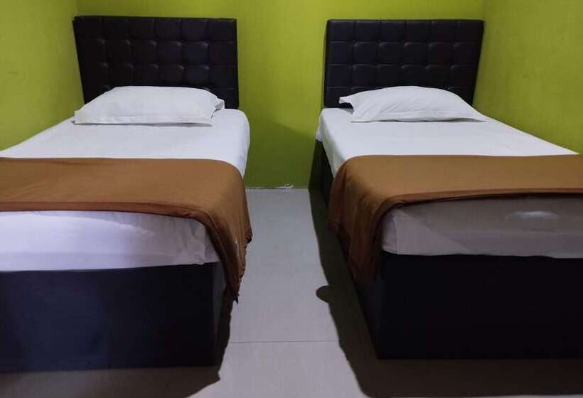 בית מלון כפרי Oyo 93764 Homestay Citra