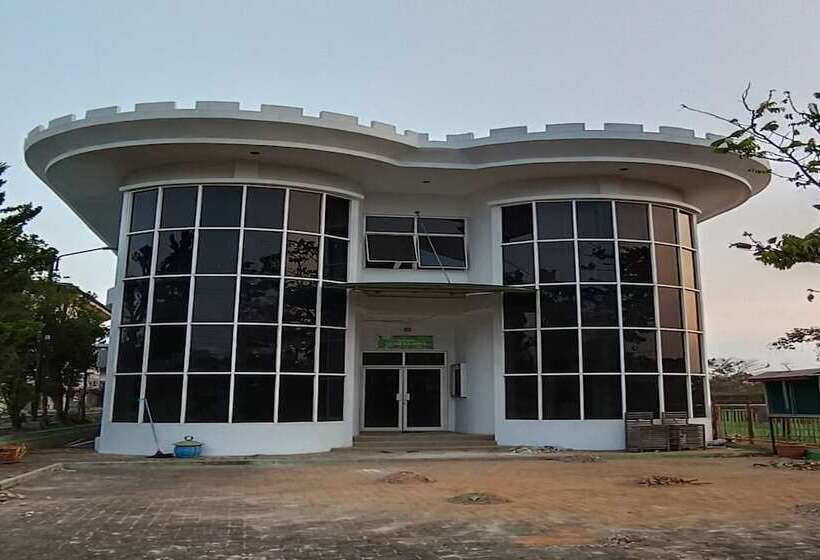 هتل Oyo 93775 Nilam Guest House