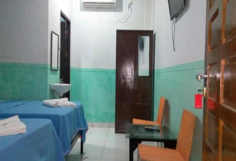 هتل Oyo 93775 Nilam Guest House