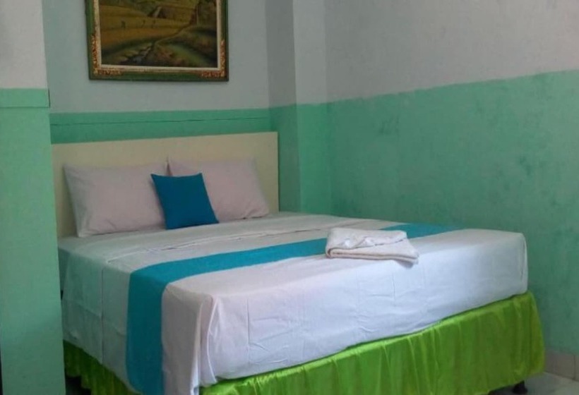 هتل Oyo 93775 Nilam Guest House