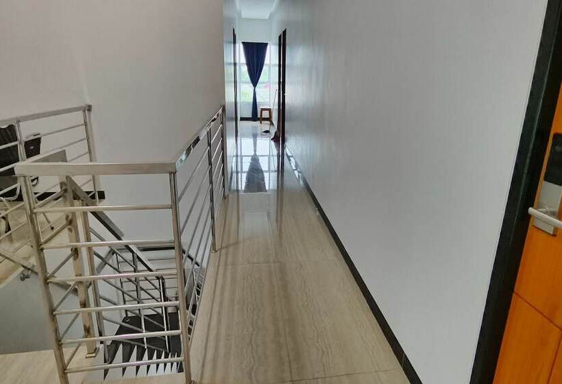 فندق Oyo 93775 Nilam Guest House