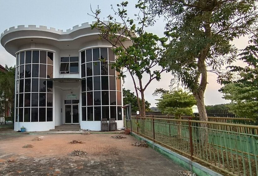 فندق Oyo 93775 Nilam Guest House