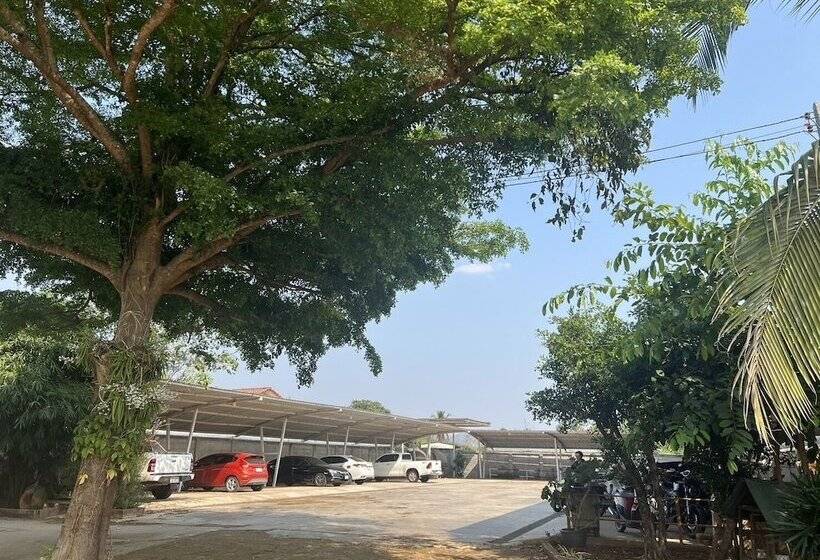 ホテル Pilatus Apartment