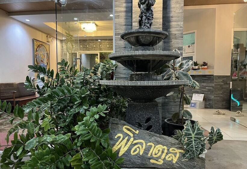 ホテル Pilatus Apartment