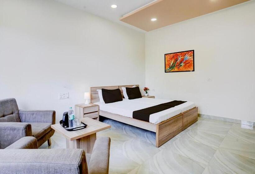 酒店 Ramdevgarh Resort Ghuma