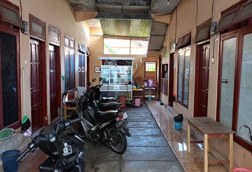 فندق Spot On 93712 Vanda Family