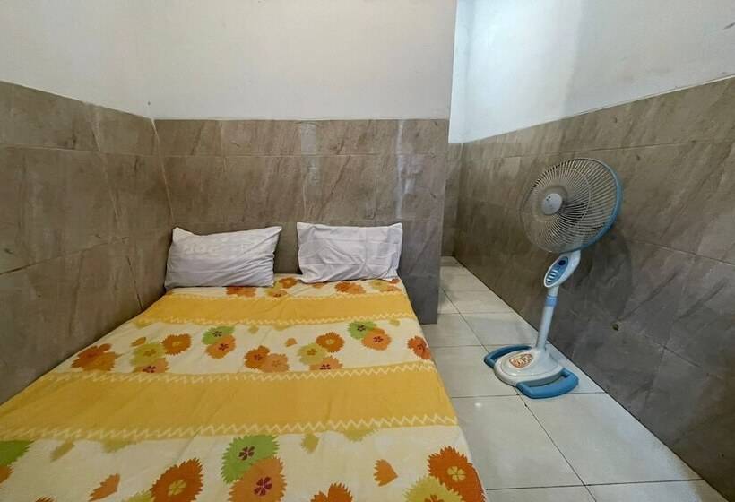 فندق Spot On 93755 Siwalanpanji Homestay Syariah