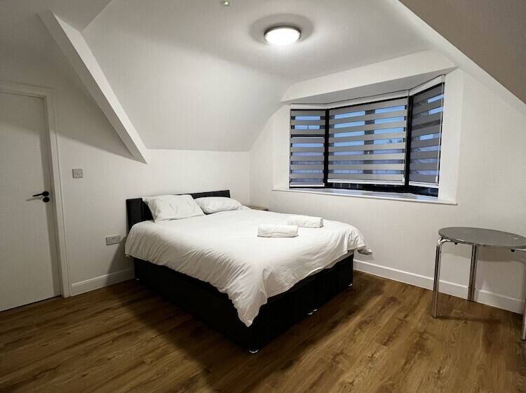 Отель The Barrington