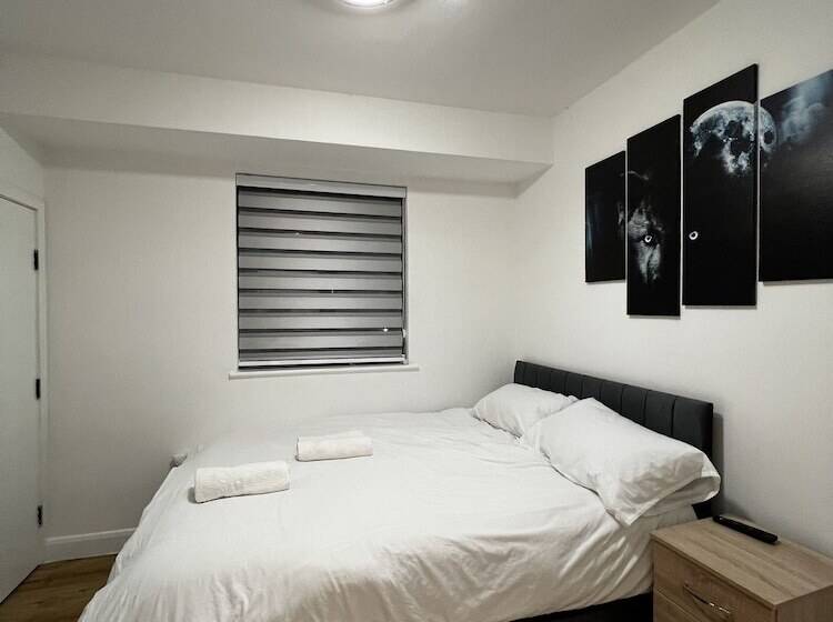 Отель The Barrington