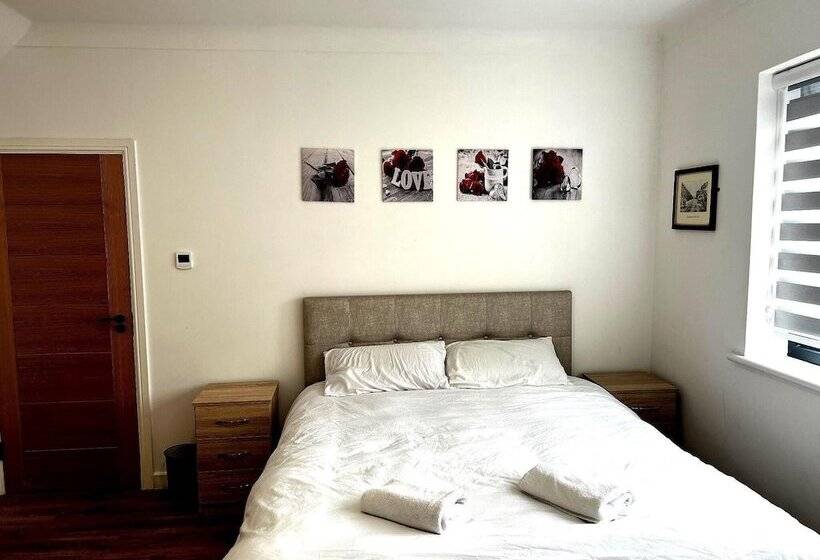 Отель The Barrington