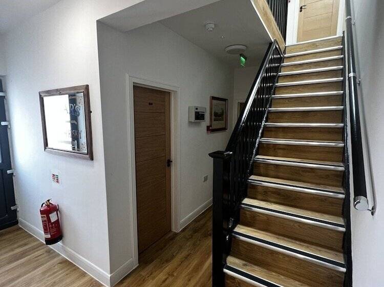 Отель The Barrington