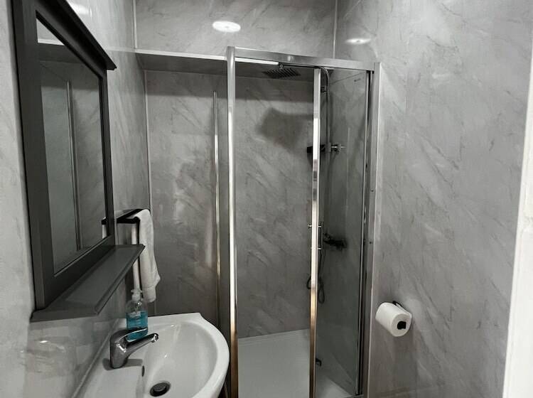 Отель The Barrington