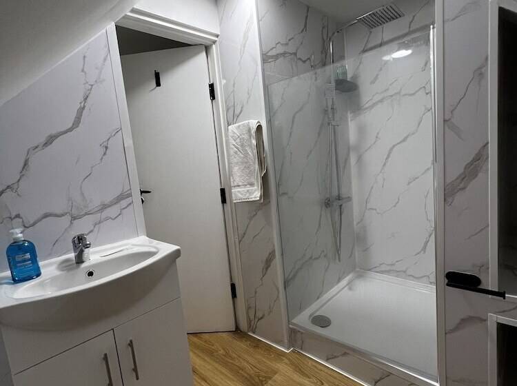 Отель The Barrington