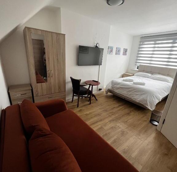 Отель The Barrington