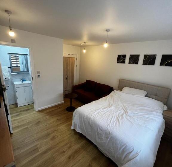 Отель The Barrington