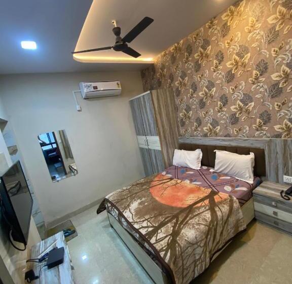 בית מלון כפרי Vinayak Shree Ss