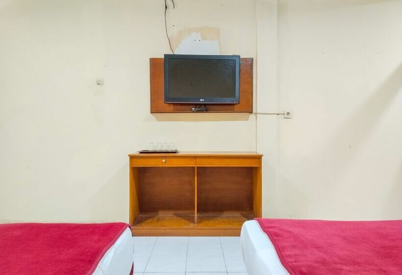 New Gondangdia Powered By Cocotel