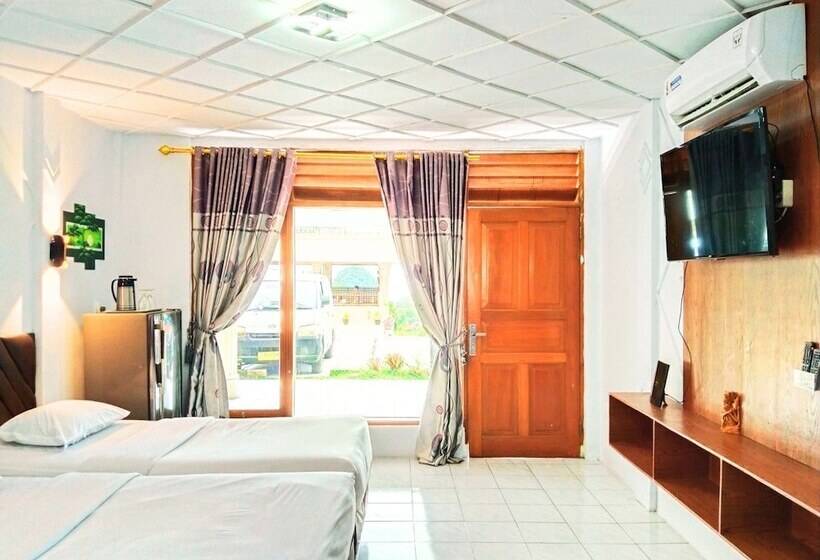 New Gondangdia Powered By Cocotel