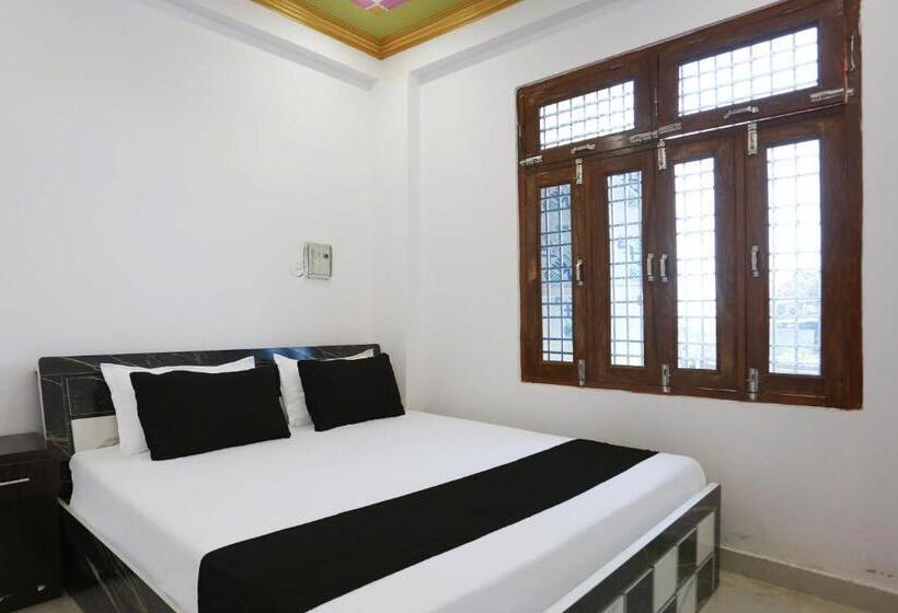 Oyo Flagship Hotel Royal Palace