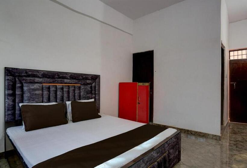 Flagship Triveni Hotel And Restaurant