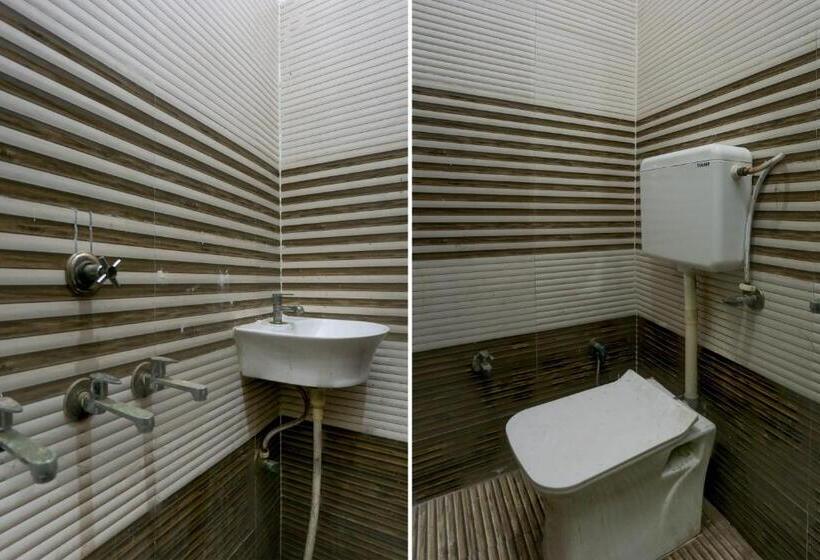 Flagship Triveni Hotel And Restaurant