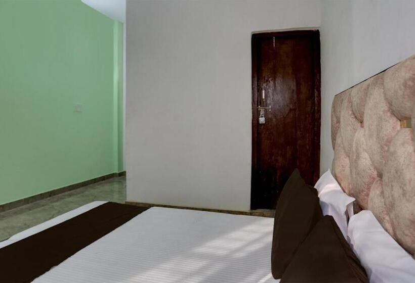 Flagship Triveni Hotel And Restaurant