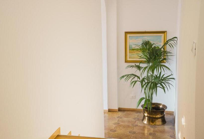 פנסיון Lucignolo