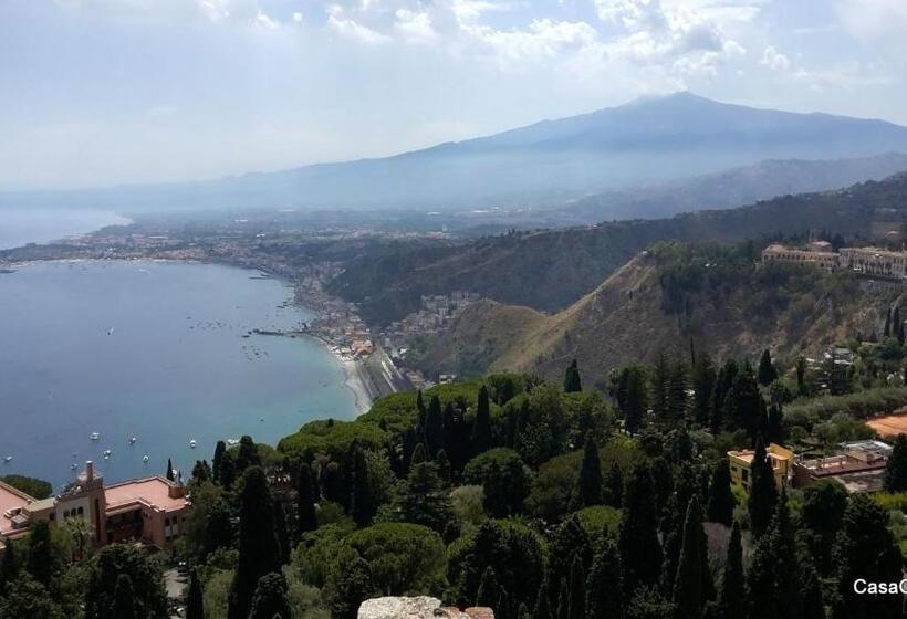 פנסיון Room In Lodge   Stanza In Affitto Giarre