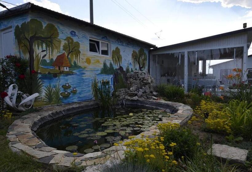 بنسيون Vila La Panda