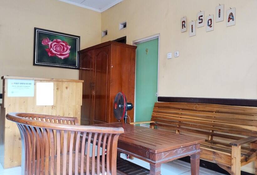 Risqia Homestay Syariah By Cocotel