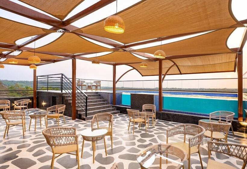 בית מלון כפרי Holitel Anjuna Goa