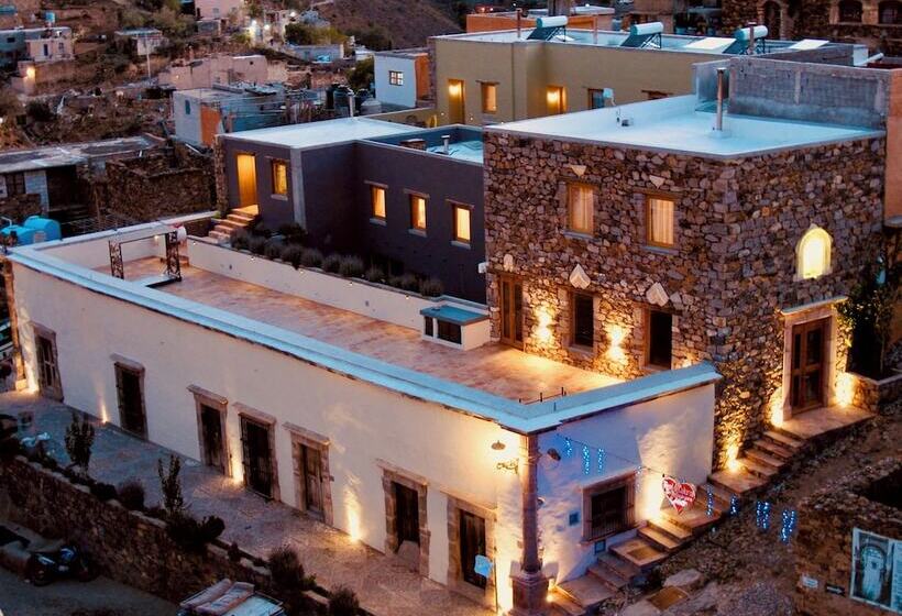 בית מלון כפרי La Tarjea