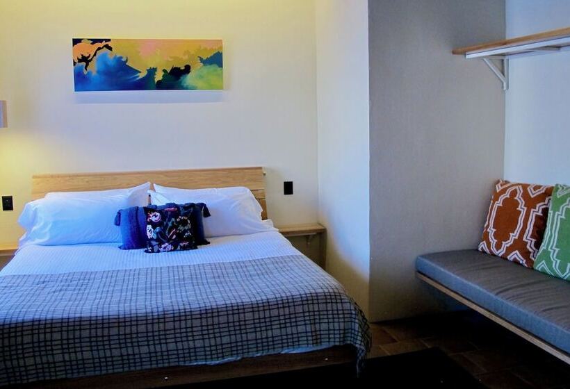 בית מלון כפרי La Tarjea