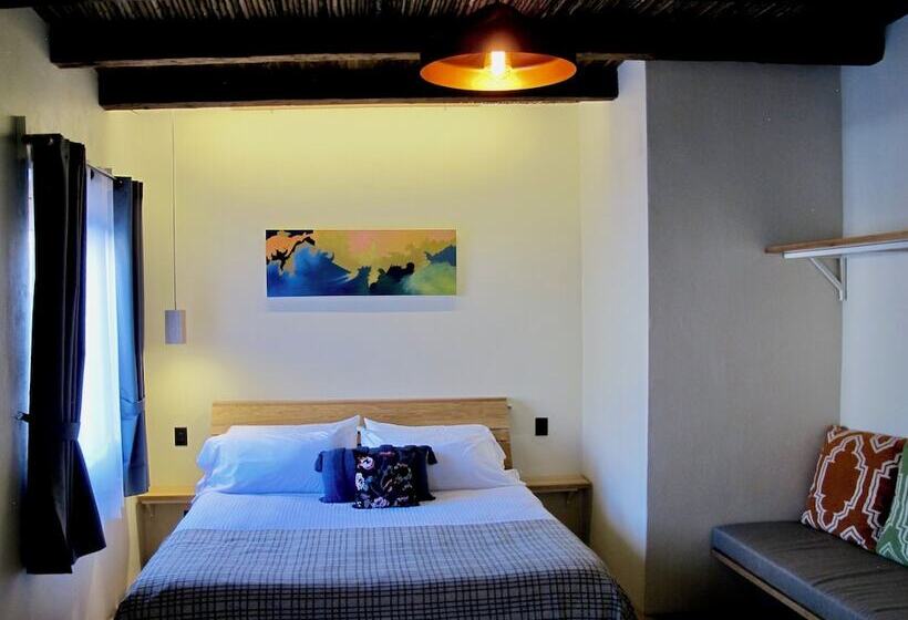 בית מלון כפרי La Tarjea