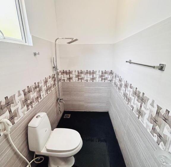 Отель Neem Holiday Bungalow Yala