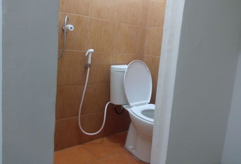 Отель Oyo 93699 Pondok Ibu Syariah