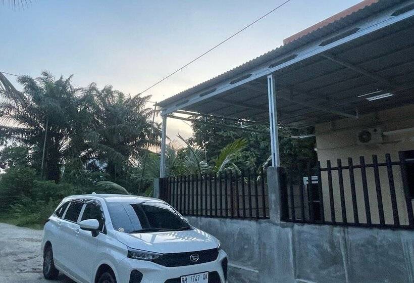 Отель Oyo 93699 Pondok Ibu Syariah