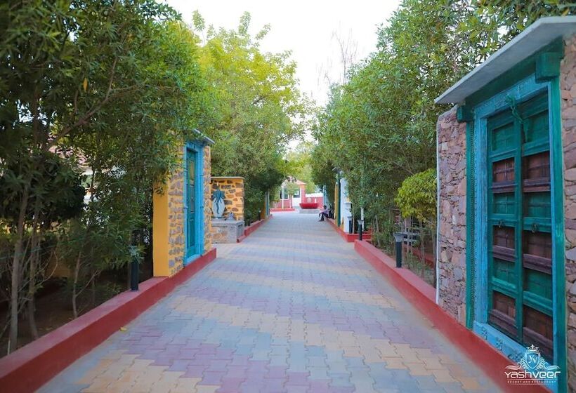 בית מלון כפרי Yash Veer Resort
