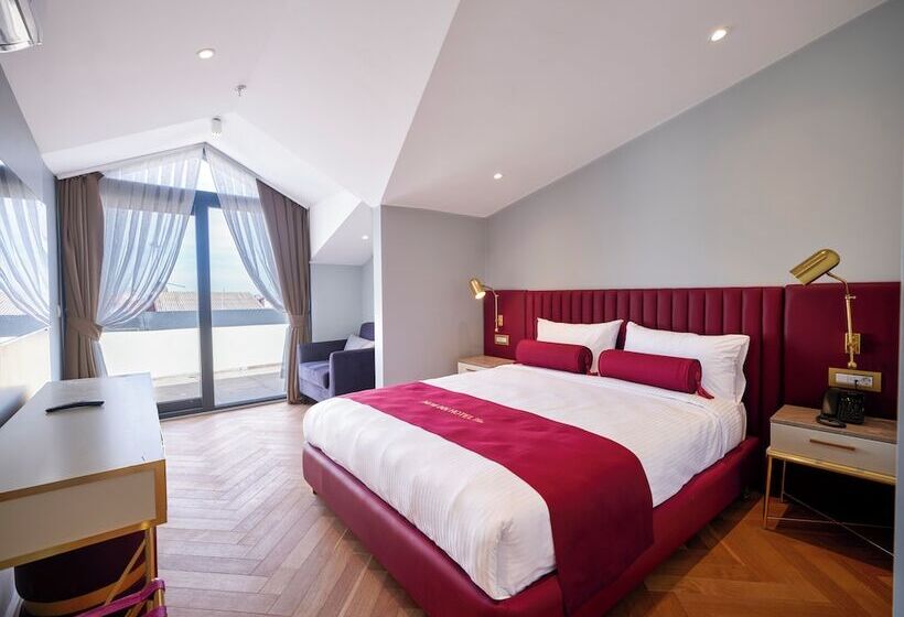 New Inn Hotel Old Town