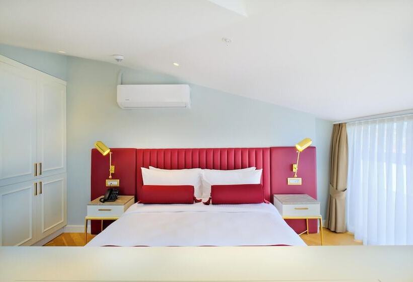 New Inn Hotel Old Town