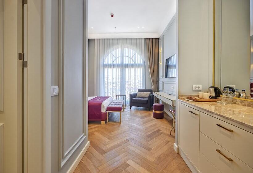 New Inn Hotel Old Town