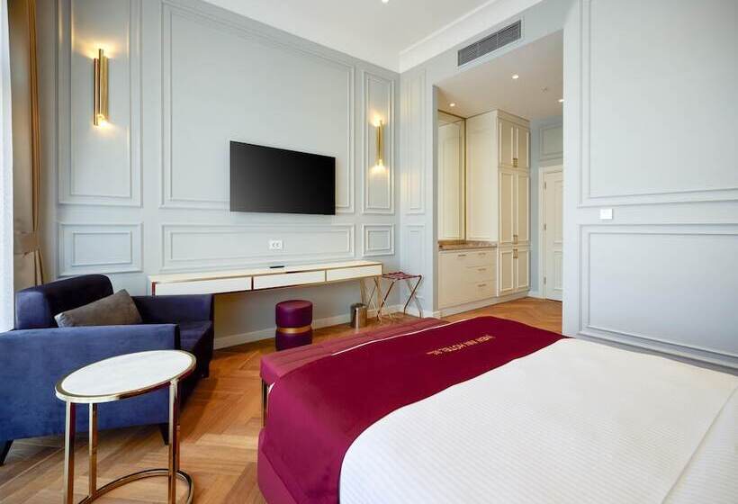 New Inn Hotel Old Town