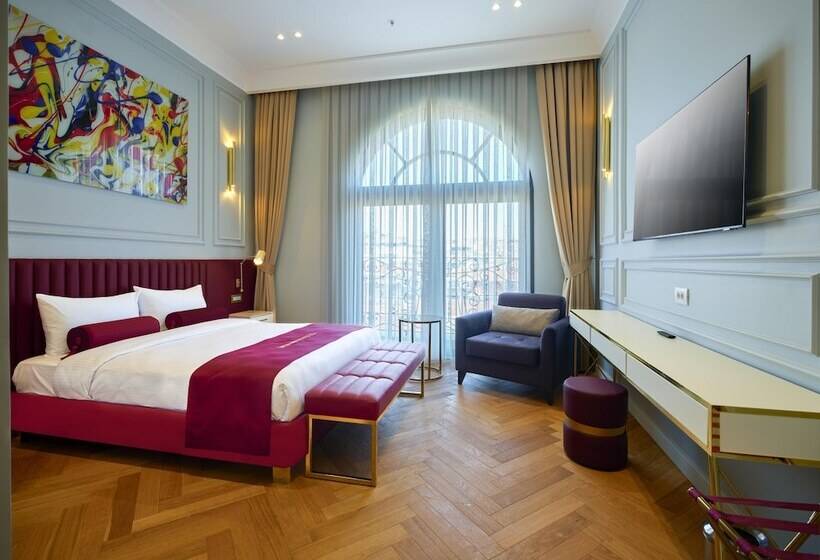 New Inn Hotel Old Town