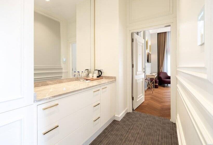 New Inn Hotel Old Town