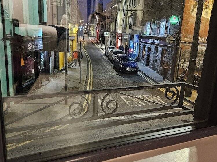 膳宿费 The Abbeygate Townhouse